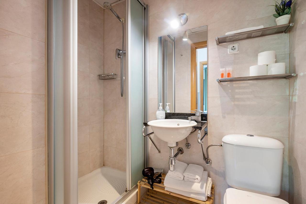 Discover the Comfort and Convenience of Apartments Sata Park Guell Area
